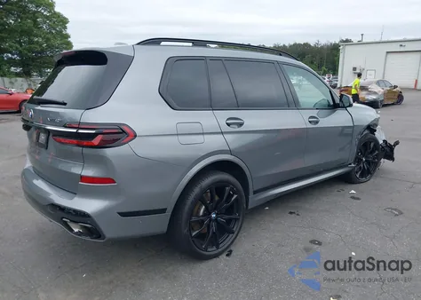 2023 BMW X7 xDrive40I из США, поврежденный, VIN 5UX23EM05P9P42941